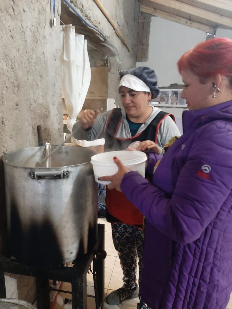 El honorable trabajo del merendero «Corazón Solidario»