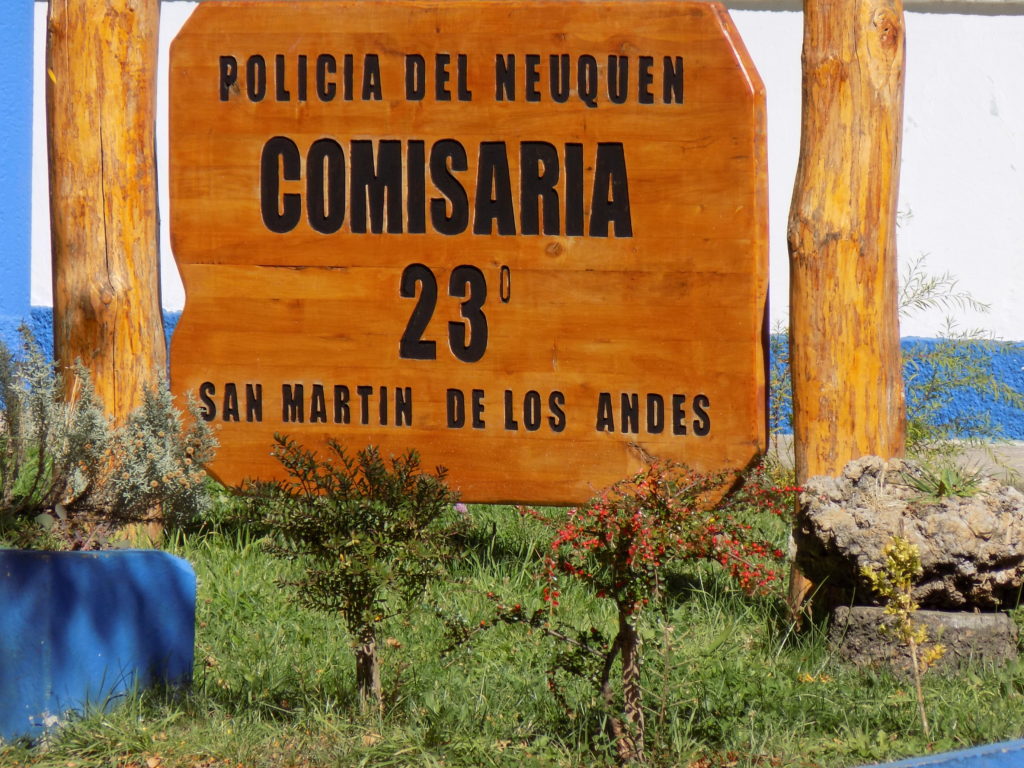 Ladrones se llevaron 12 mil dólares de un departamento en San Martín de los Andes
