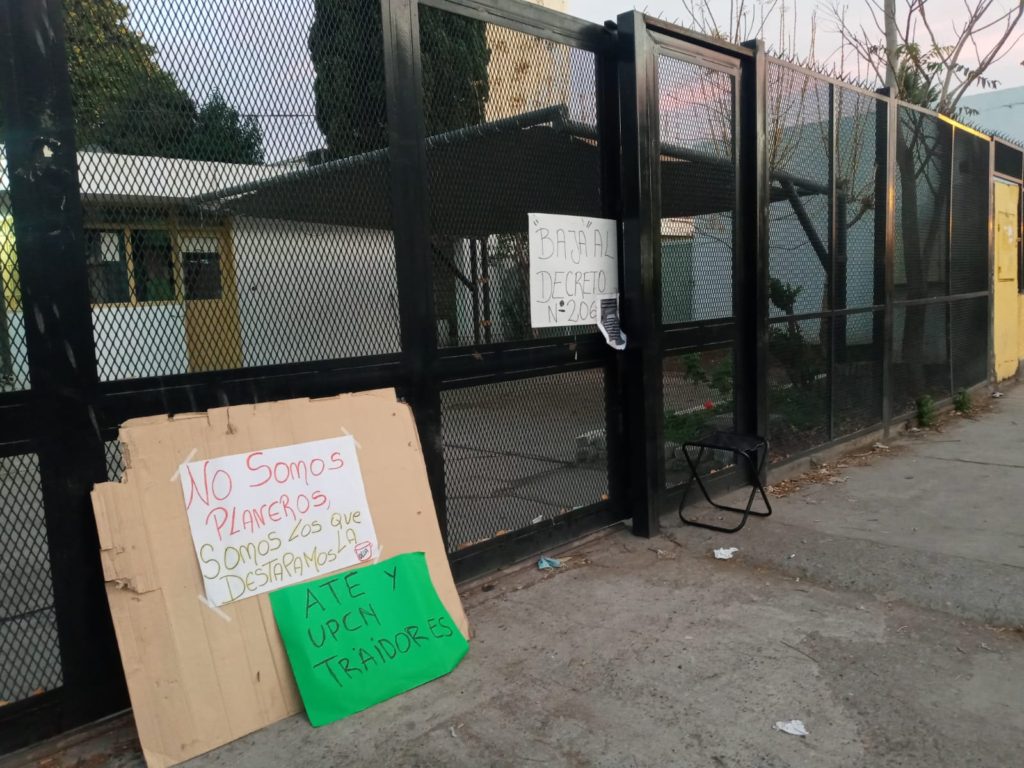 Se despejó el acceso del Aeropuerto Perón