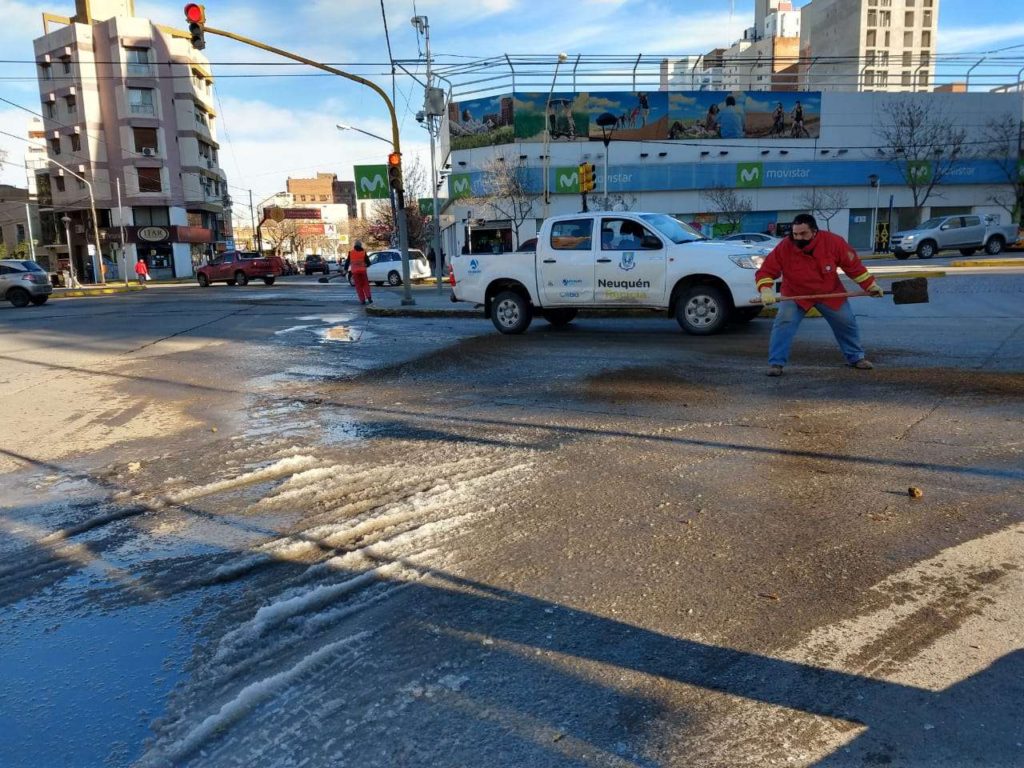 Arranca el reparto de sal en la ciudad con el inicio de las heladas