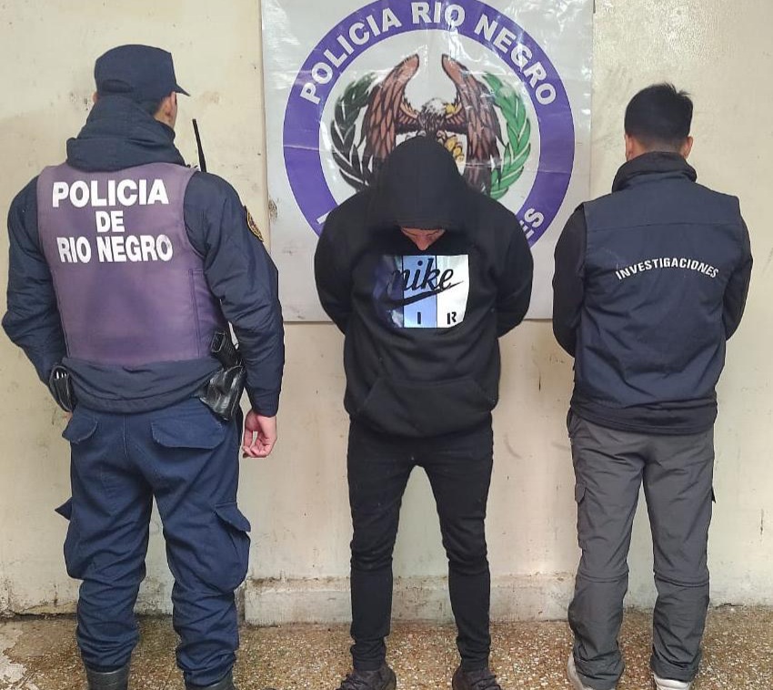 Brindó una identidad falsa al ser detenido por tener un pedido de captura internacional