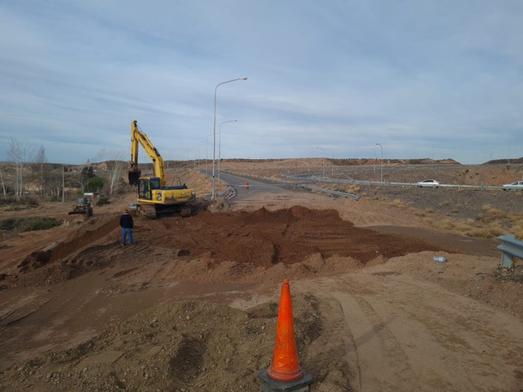 Continúan los trabajos en el socavón de Ruta 7