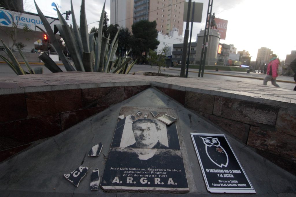 Vandalizaron monumento de Cabezas en la ciudad