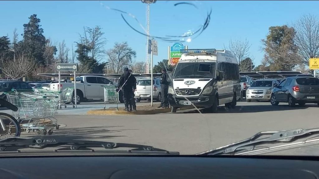 Al menos 15 personas identificadas por los robos a supermercados de la ciudad