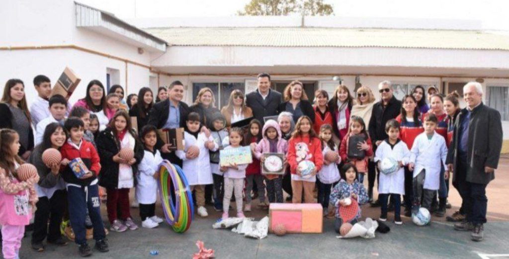 Reabrió la escuela 144 de Aguada San Roque