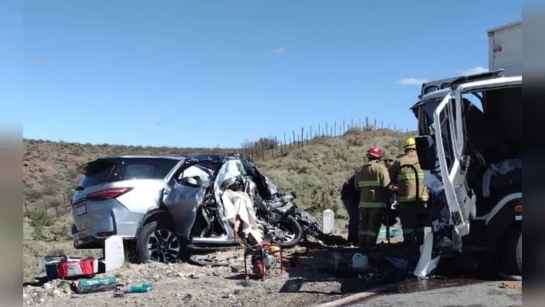 Choque frontal en la Ruta 237: murieron Ricardo «Carbón» Esteves y Viviana Pesek