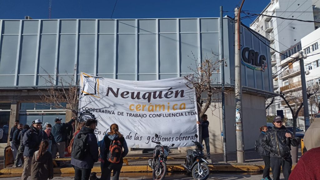 Frente piquetero se moviliza en el centro y no va al Puente Carretero