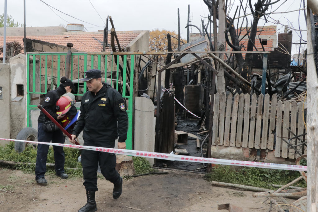 Murió el joven internado por el incendio de barrio Don Bosco II