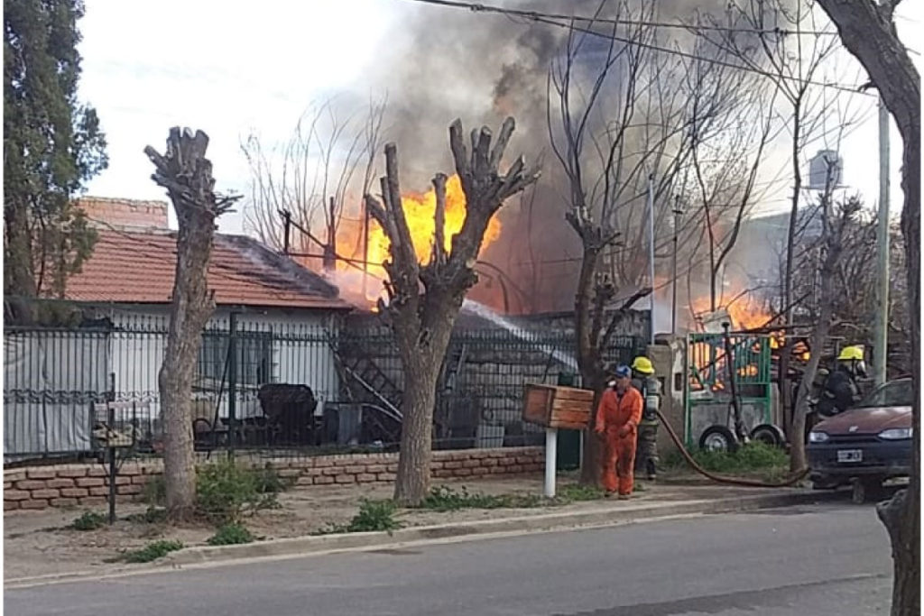 Qué se sabe del herido del incendio en calle Palpalá