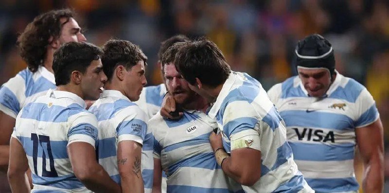 Los Pumas no pudieron ganarle a Inglaterra en el debut