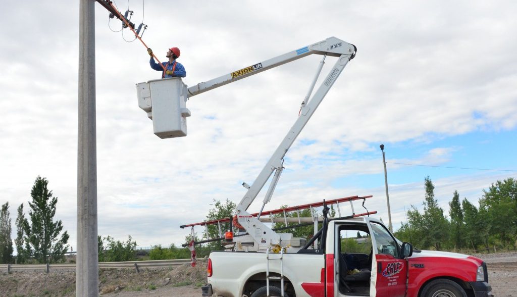 Un robo millonario produjo el apagón en el norte de Neuquén