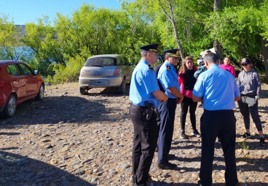 Se amplía la búsqueda del pescador Fonseca desaparecido en Piedra del Águila