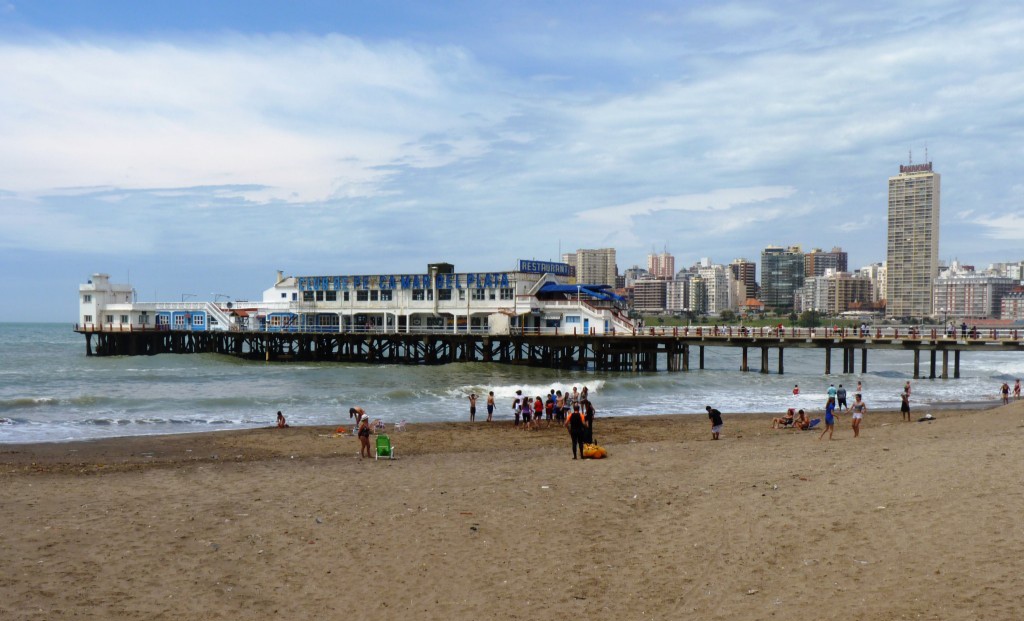 Turista estadounidense murió en la playa en Mar del Plata