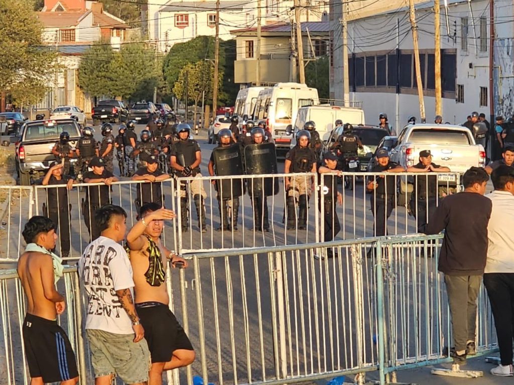 Violencia: El partido entre Deportivo Rincón y Jorge Newery se suspendió