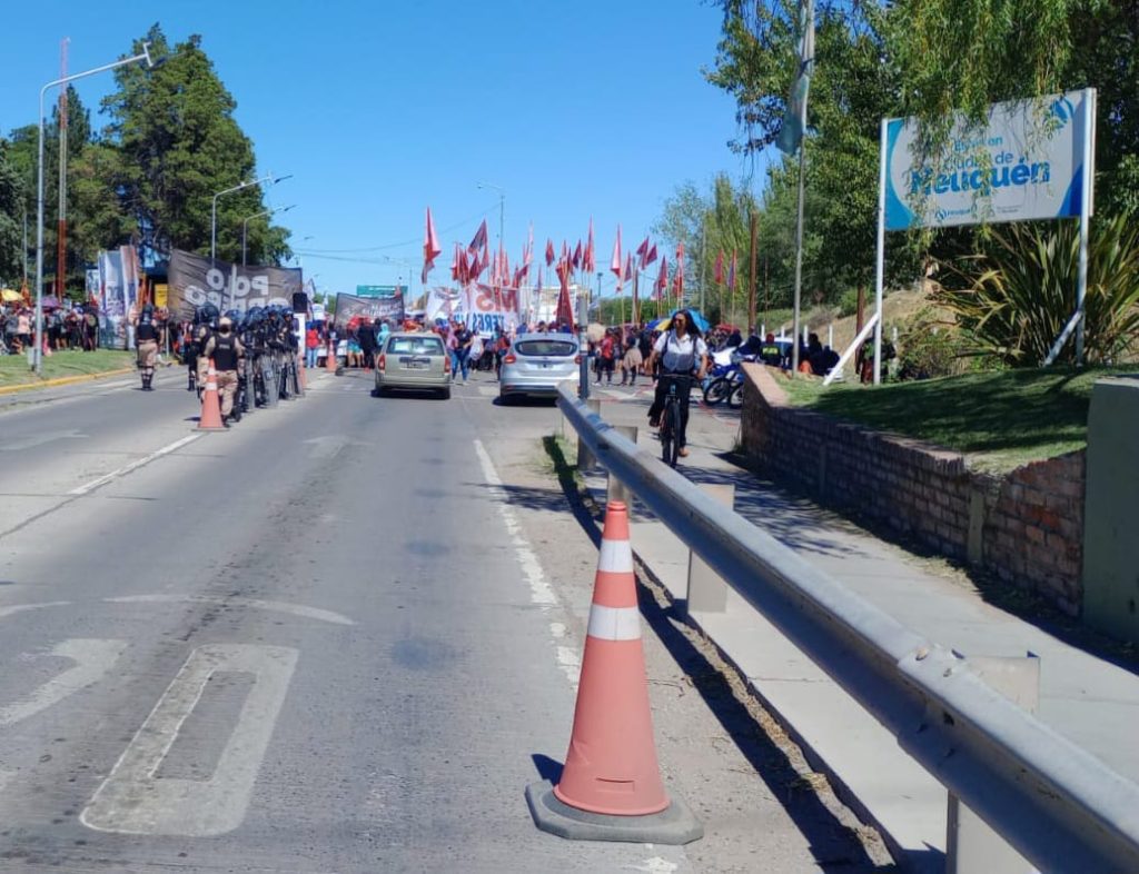 Finalizó la protesta en el Puente Carretero