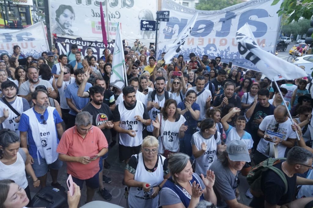 Este jueves habrá paro nacional y provincial de docentes