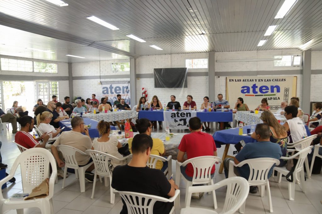 ATEN rechazó el decreto y convoca a plenario de secretarios generales