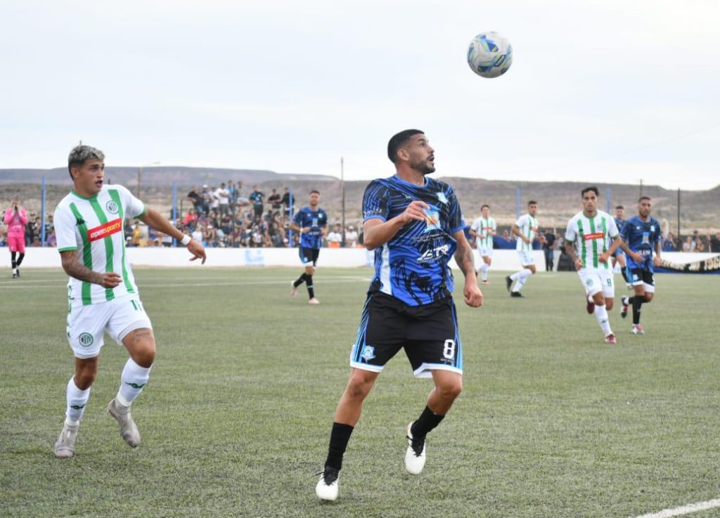 Deportivo Rincón se quedó con un empate como local