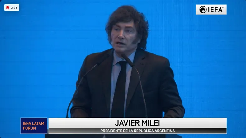 Milei confirmó que el Gobierno dará de baja 70 mil contratos de empleados públicos