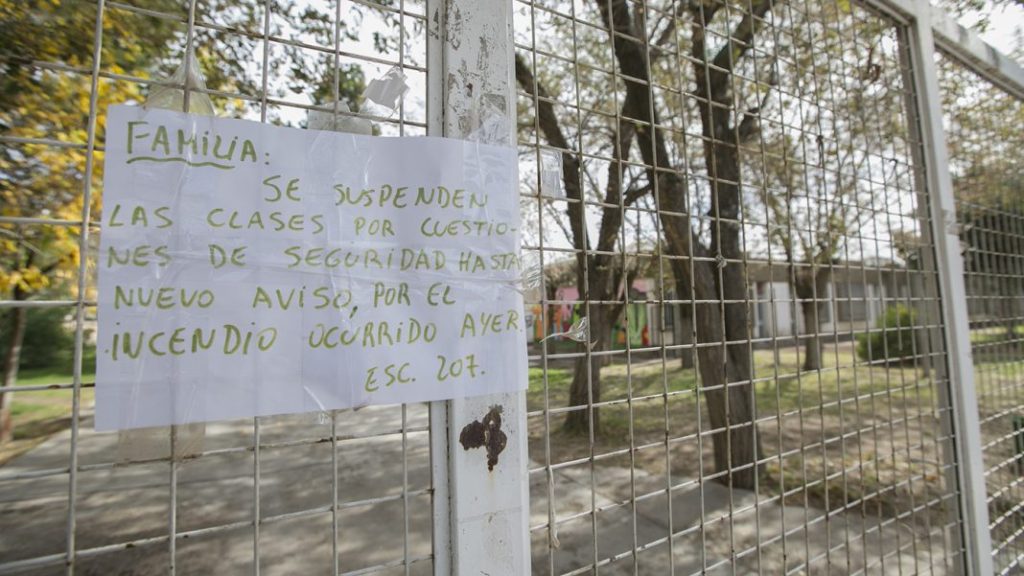 Comunidad de la Escuela 207 no descarta una manifestación en el banco Galicia