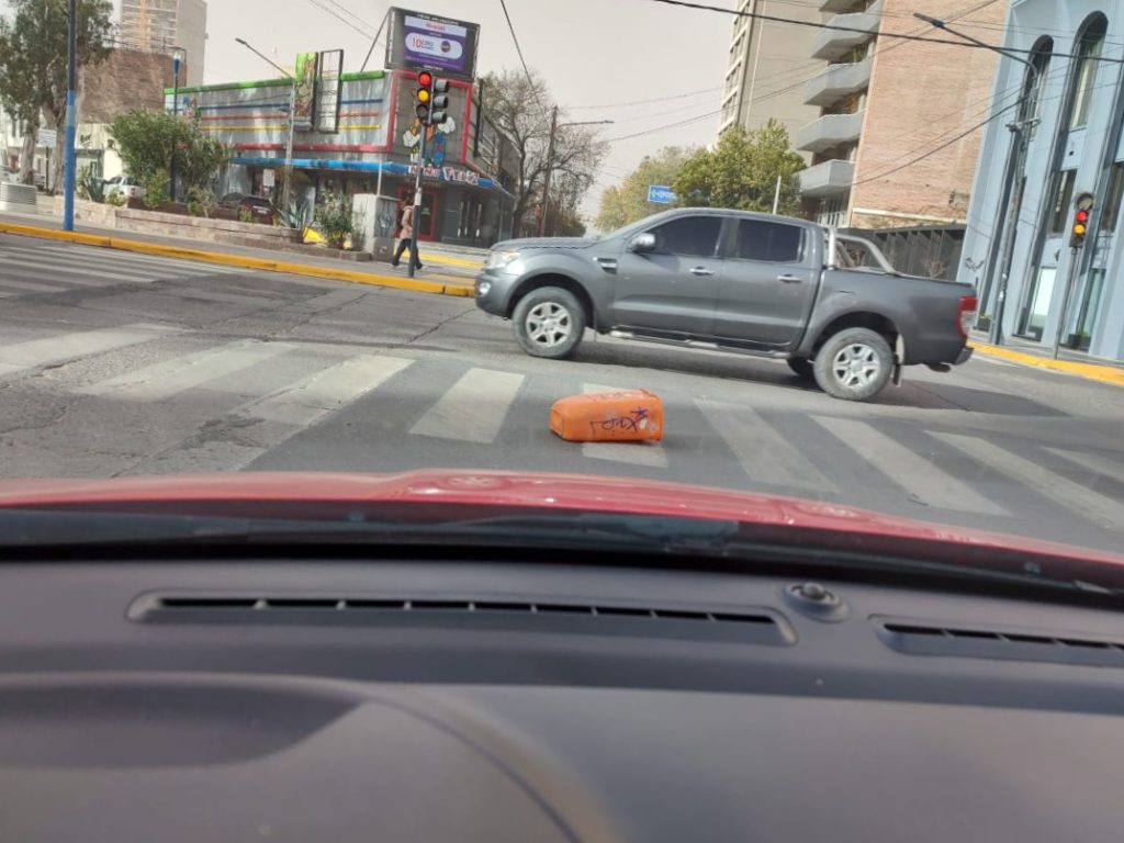 Miércoles de viento y pequeños accidentes en la ciudad