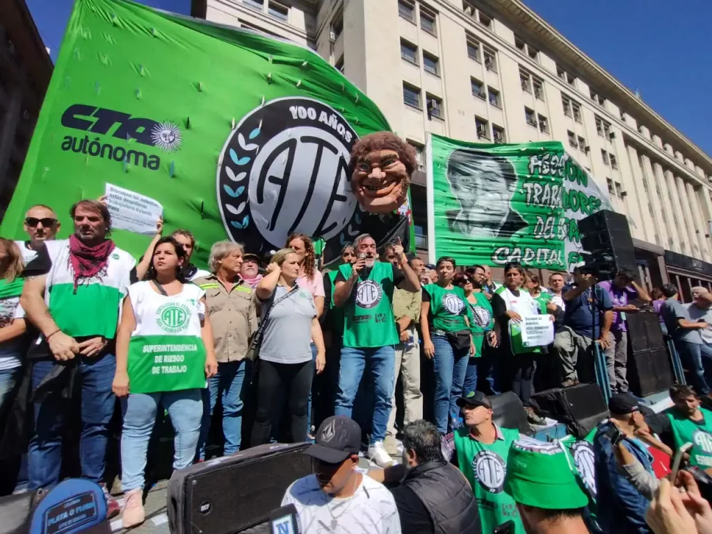 ATE se movilizará a Córdoba el 25 y protestará en los accesos al aeropuerto y el Complejo Ferial