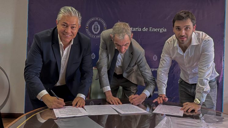 Gobernadores patagónicos y nación firmaron el acuerdo para la ampliación del gasoducto cordillerano