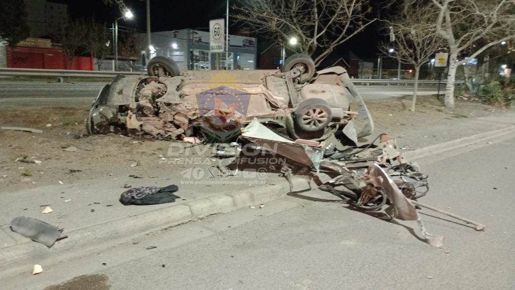 ¿Qué se sabe del tremendo choque en la Avenida Mosconi?