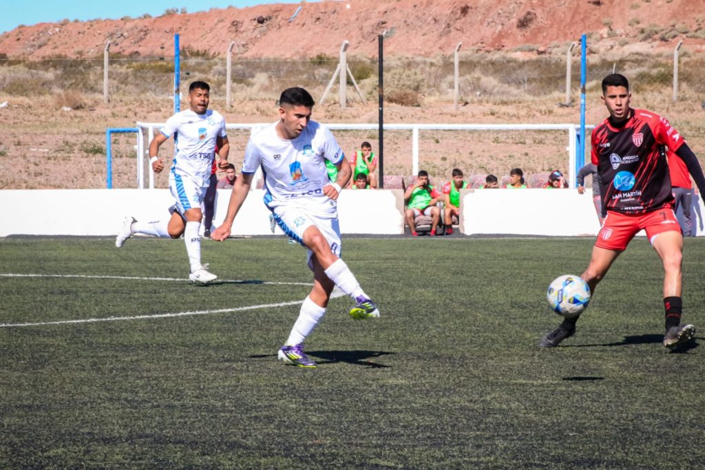 Playoffs: ¿Cómo sigue el camino de Deportivo Rincón y Cipolletti en el Federal A?