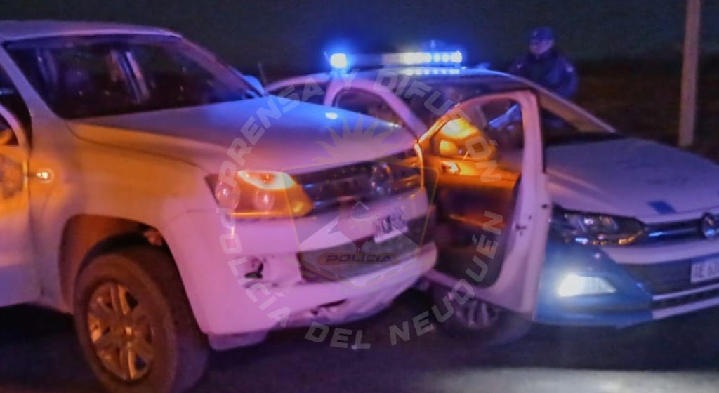 Dos policías terminaron heridos cuando quisieron demorar a sospechosos