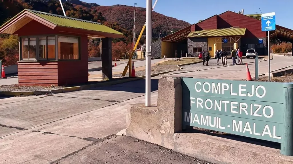 El cambio de horario en el Paso Internacional Mamuil Malal generó malestar del lado chileno