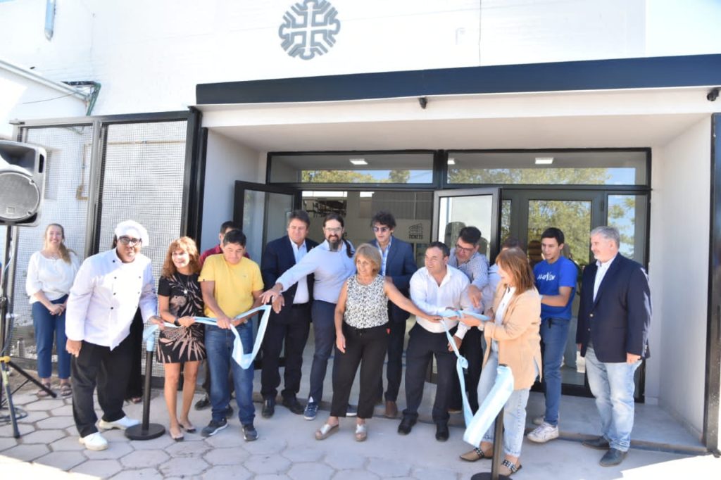 Inauguraron las nuevas instalaciones del comedor de la UNCo con apoyo de la Municipalidad de Neuquén