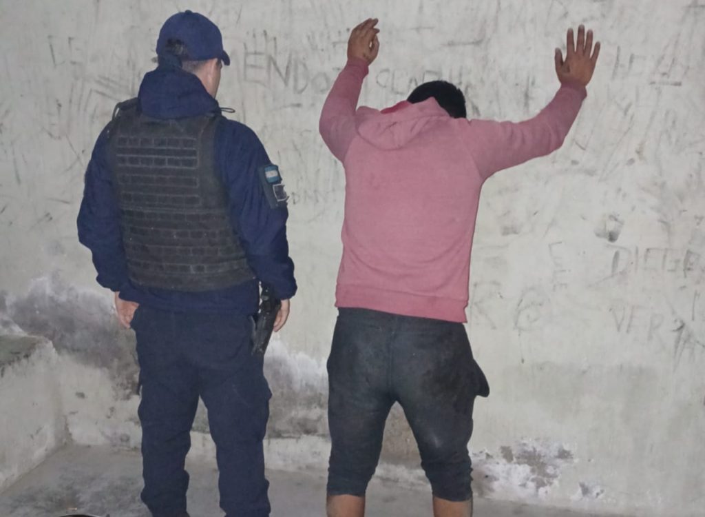 Policía intervino en un hecho de violencia de generó y demoró a un hombre