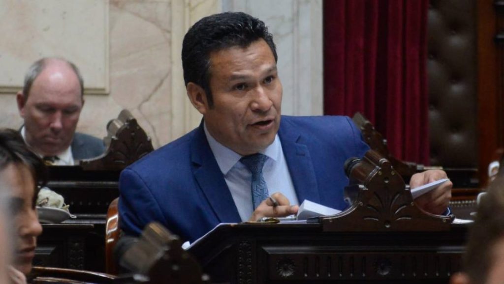 Llancafilo a favor del presupuesto universitario pero «sin hacer política»
