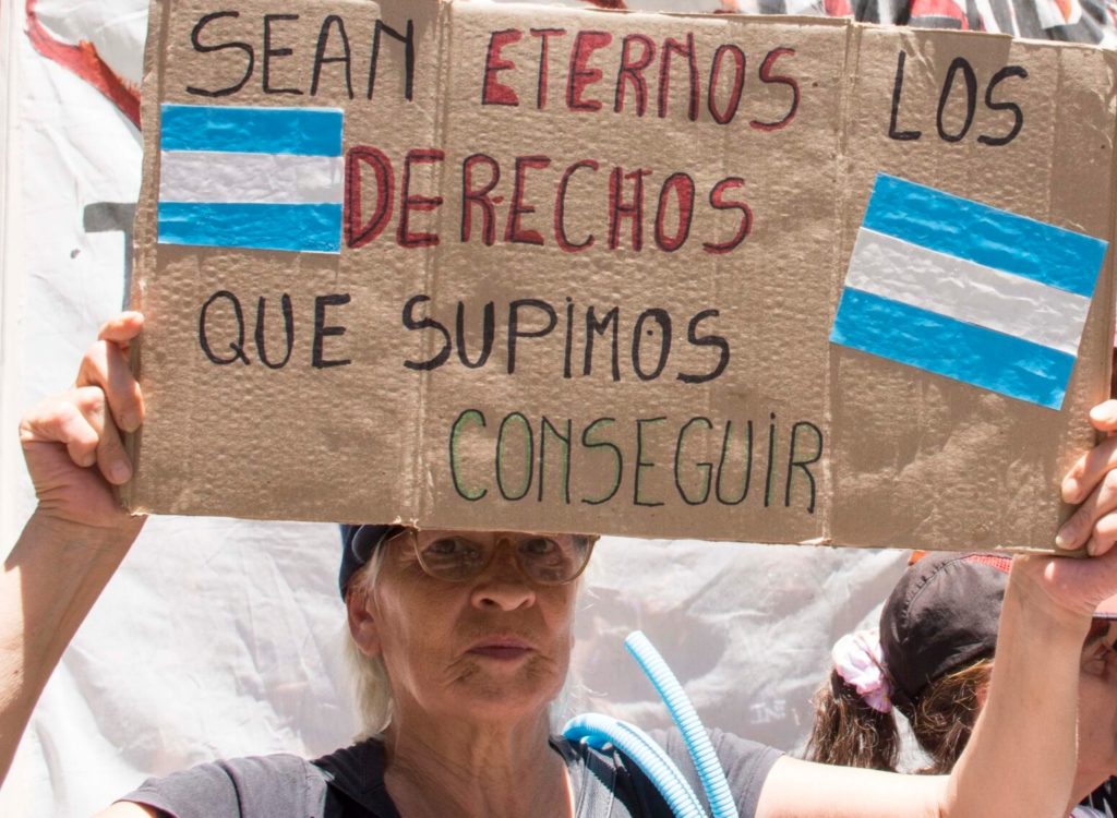 Arrancaron las medidas de fuerza de la CGT en todo el país