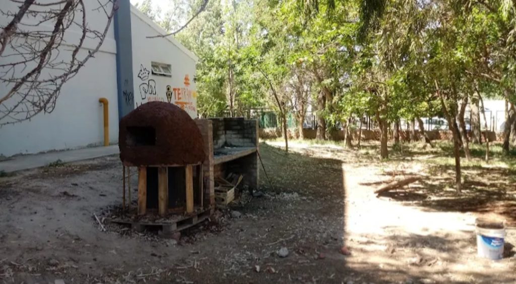 Comunidad educativa esta expectante de regresar al edificio en junio tras un incendio intencional