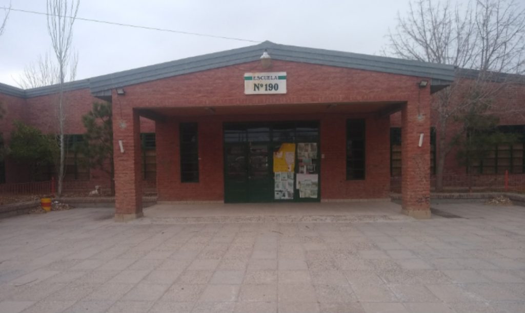 Desactivaron venta de drogas frente a una escuela en el oeste de la ciudad