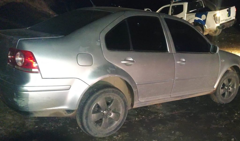 Intentó huir con dinero en un VW Bora y terminó detenido