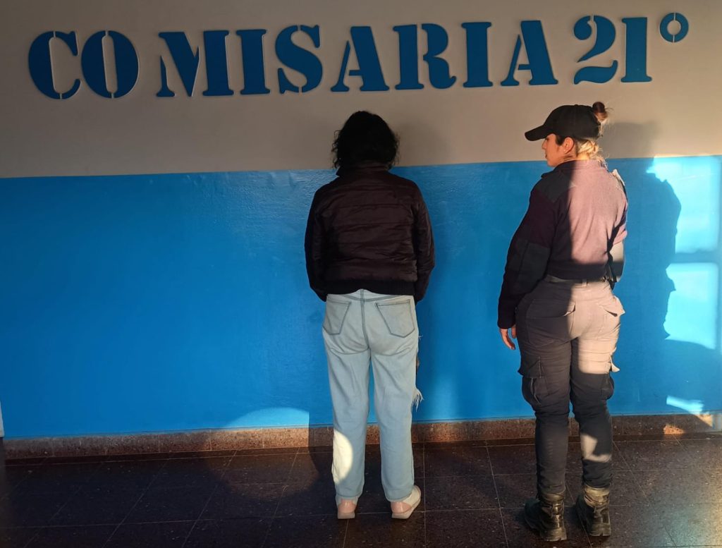 Mujer que debía cumplir una pena de cárcel fue detectada en Roca