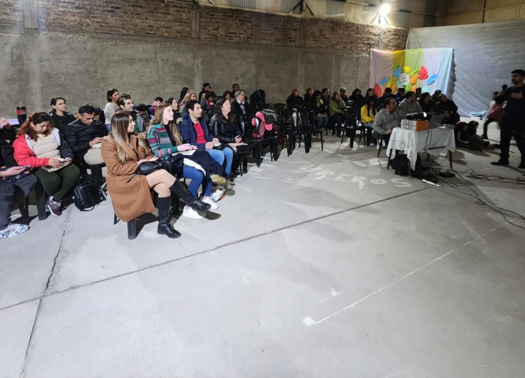 Polémico: Iglesia desmintió al municipio de Centenario respecto al refugio para personas en situación de calle