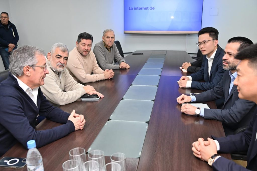 CALF y Huawei se unen para potenciar el desarrollo tecnológico de Neuquén