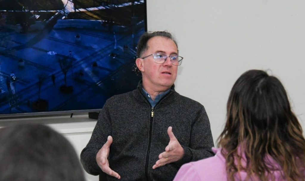 Bertolini se interpuso por tierras productivas en Plottier