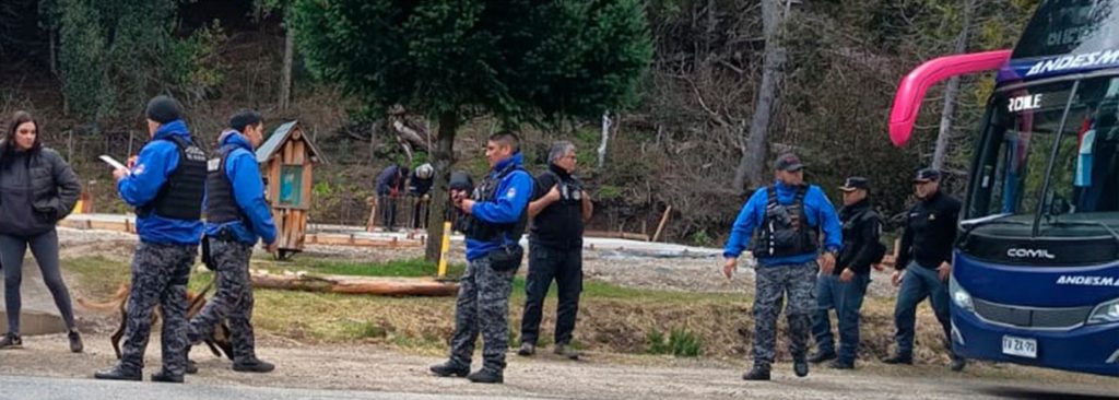Demoraron a un hombre con prohibición de salida del país detectado en un control vehicular
