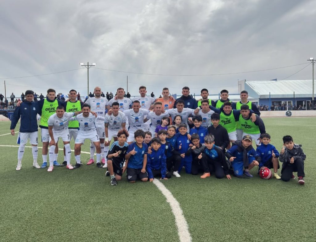 Federal A: Deportivo Rincón ganó y sigue en la pelea por el primer ascenso