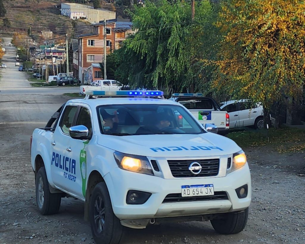 Un hombre fue detenido tras robar un teléfono y por tener un pedido de captura
