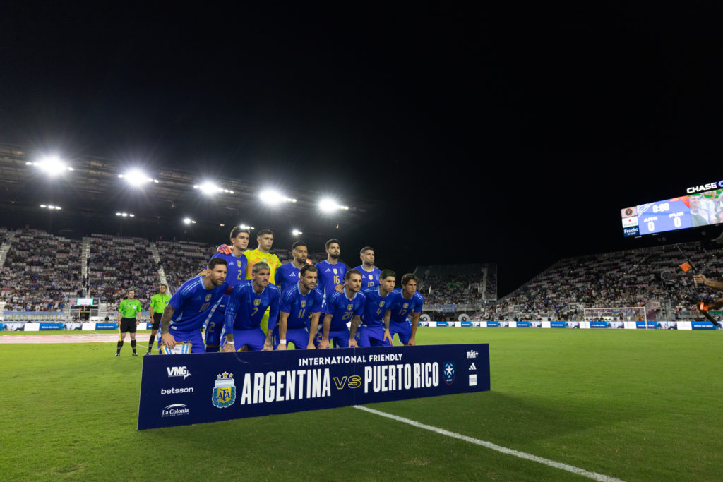 Argentina goleó a Puerto Rico en Miami