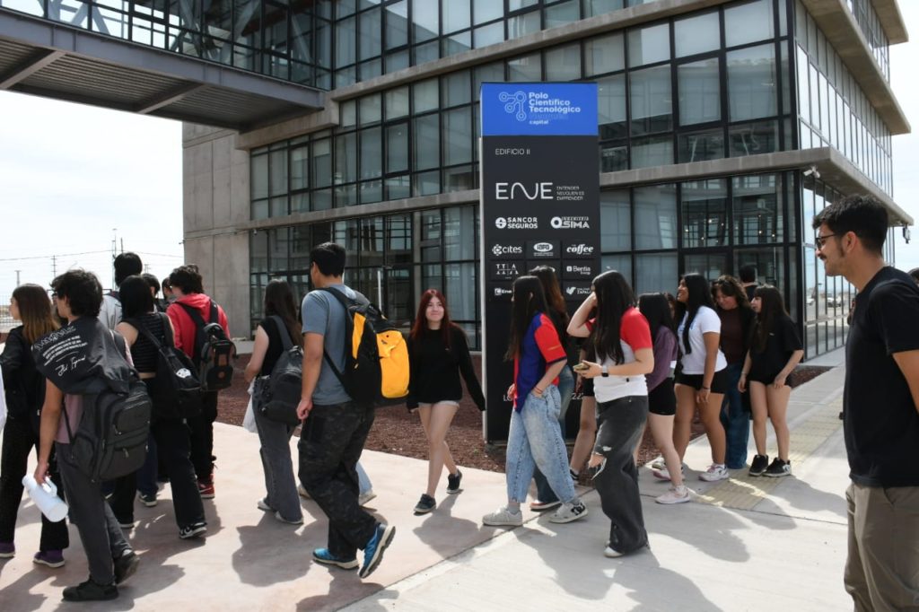 Se habilitaron las visitas guiadas al Polo Tecnológico para estudiantes secundarios
