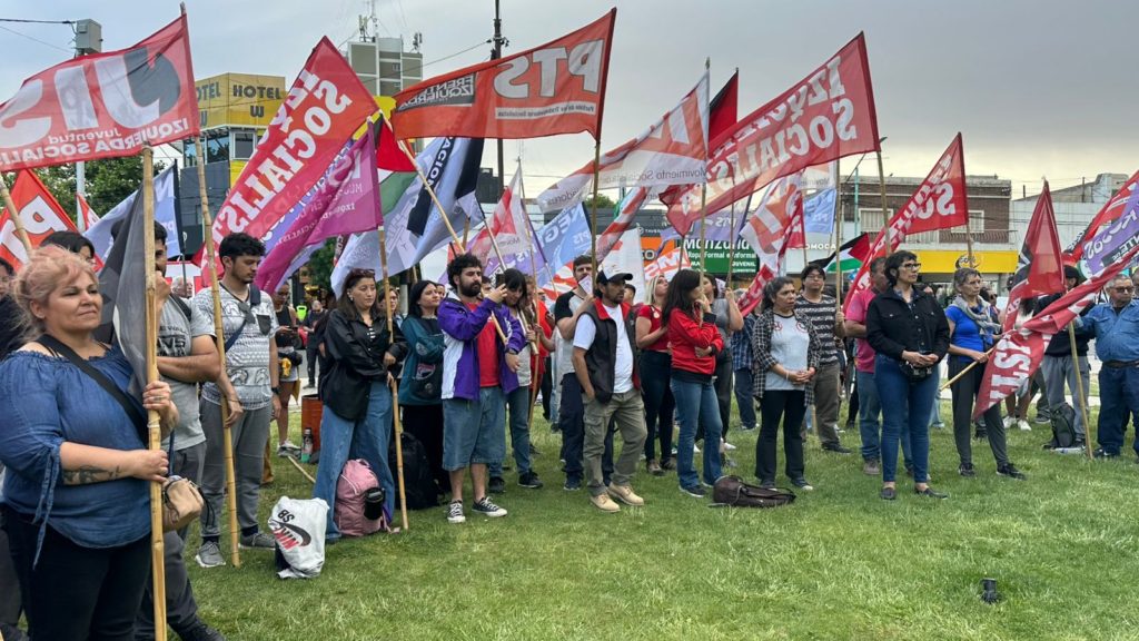 El Frente de Izquierda llamó a enfrentar el ajuste de Milei y Figueroa en el cierre de campaña