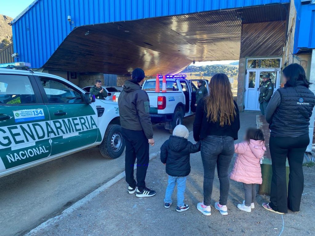 Desactivaron grupo que realizaba tráfico ilegal de personas y traslado de mercadería de contrabando