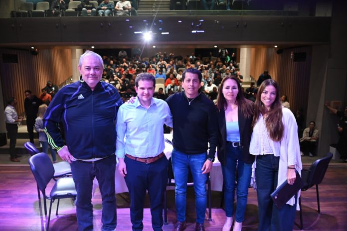 WhatsApp Image 2025-10-29 at 18.01.22